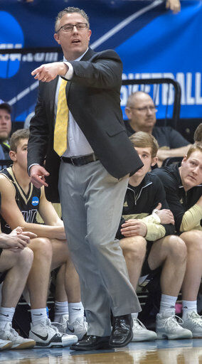 NCAA Div III Nebraska Wesleyan Wis Oshkosh Basketball